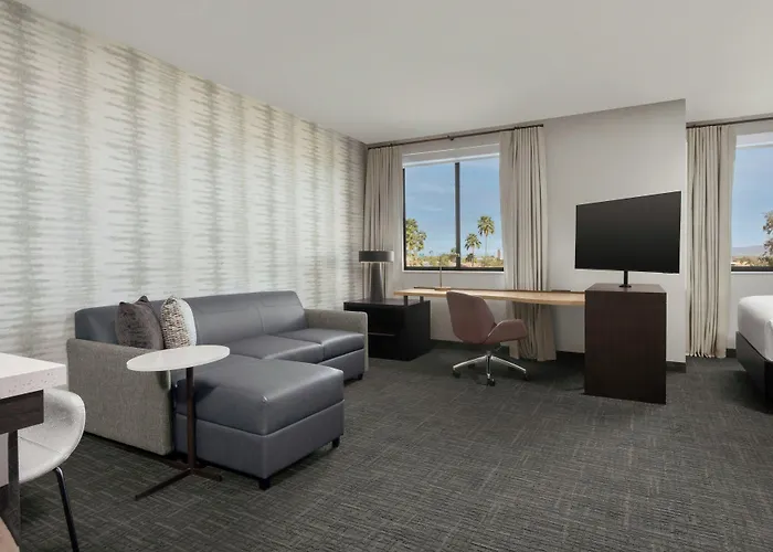Hotel By Marriott